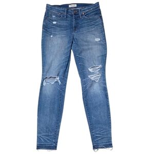 Madewell 9" High-Rise Blue Skinny Distressed knees Raw/frayed hems Jean Size 28